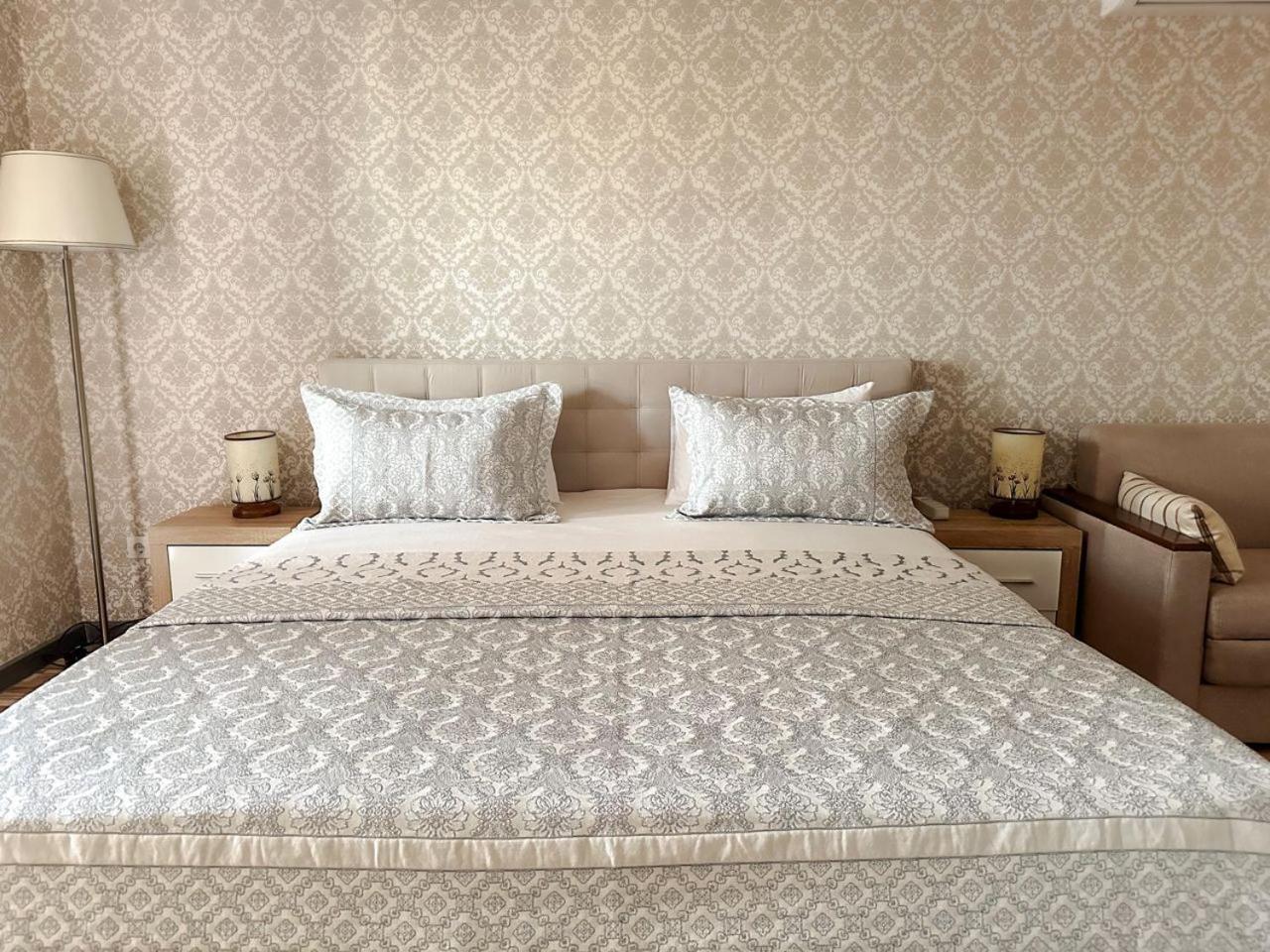 4Rent Lovely Apartment 基希讷乌 外观 照片